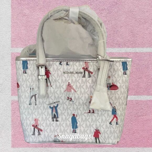 MICHAEL KORS NWT CARRY ALL JET SET TRAVEL TOTE BAG CROSSBODY SKIING THEME - Picture 3 of 7